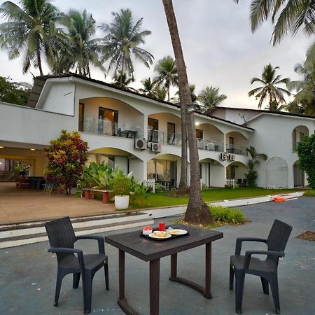 Blu Missel By The River Hotel Ribandar Exterior foto