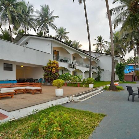 Blu Missel By The River Hotel Ribandar Exterior foto