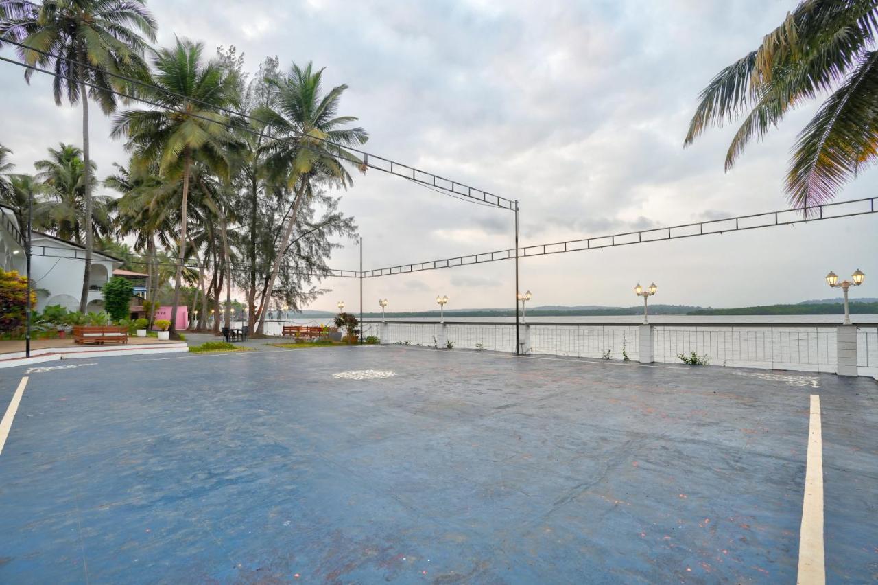 Blu Missel By The River Hotel Ribandar Exterior foto