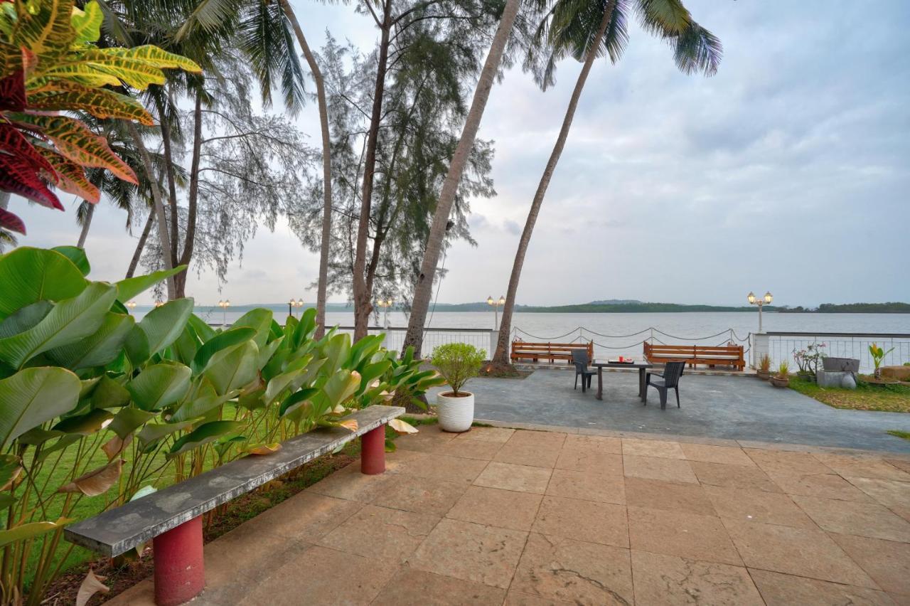 Blu Missel By The River Hotel Ribandar Exterior foto