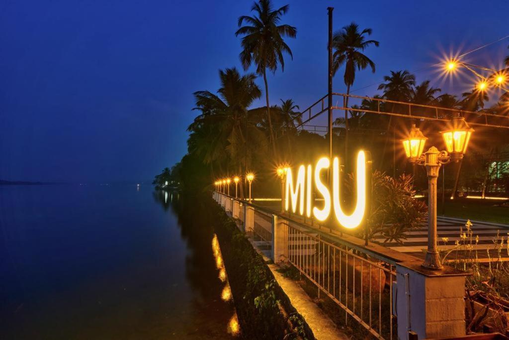 Blu Missel By The River Hotel Ribandar Exterior foto